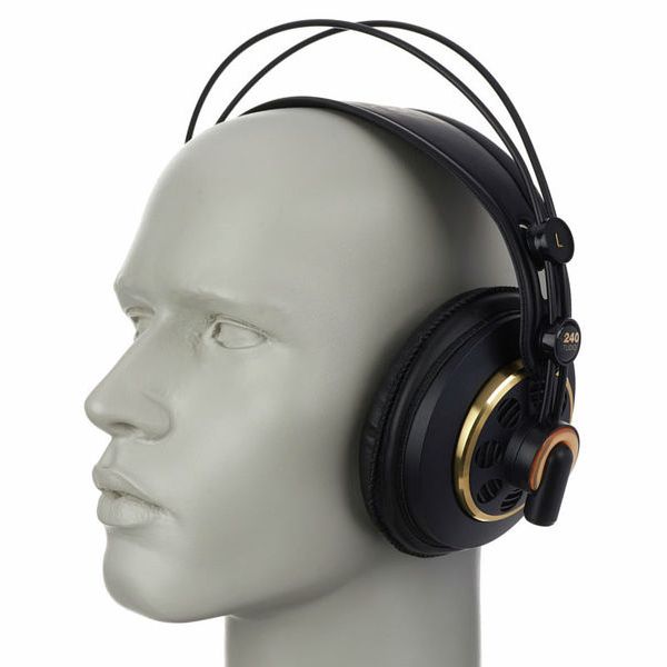 AKG K-240 Studio